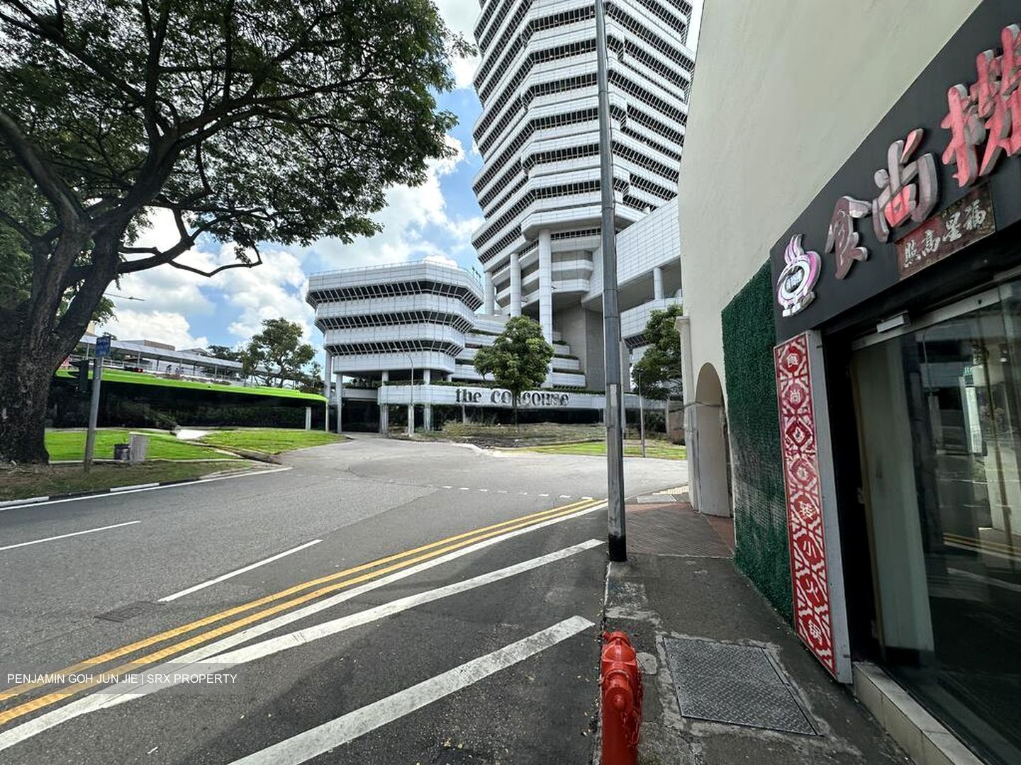 Beach Road (D7), Retail #514304431